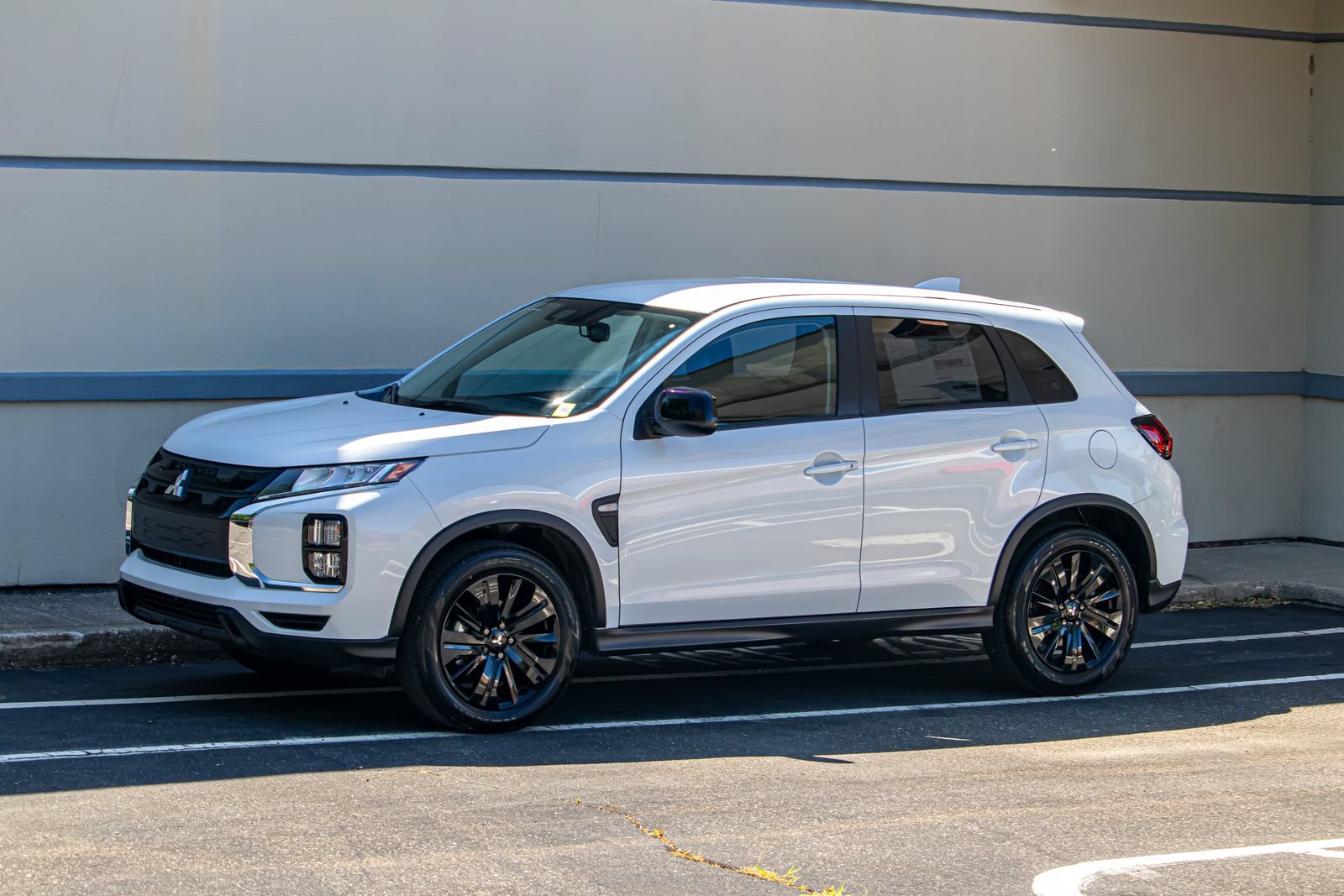 New 2026 Mitsubishi Outlander Sport LE AWD/4WD image 3