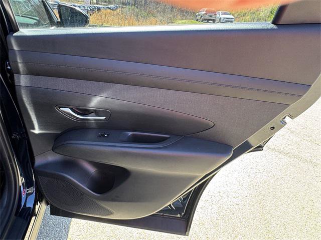 New 2025 Hyundai Tucson SEL image 16
