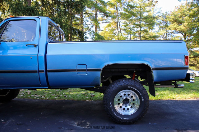 Used 1987 Chevrolet C/K Truck 2500 image 5