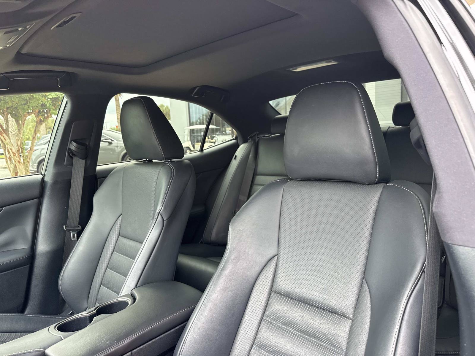 Used 2018 Lexus IS 350 F Sport RWD image 14
