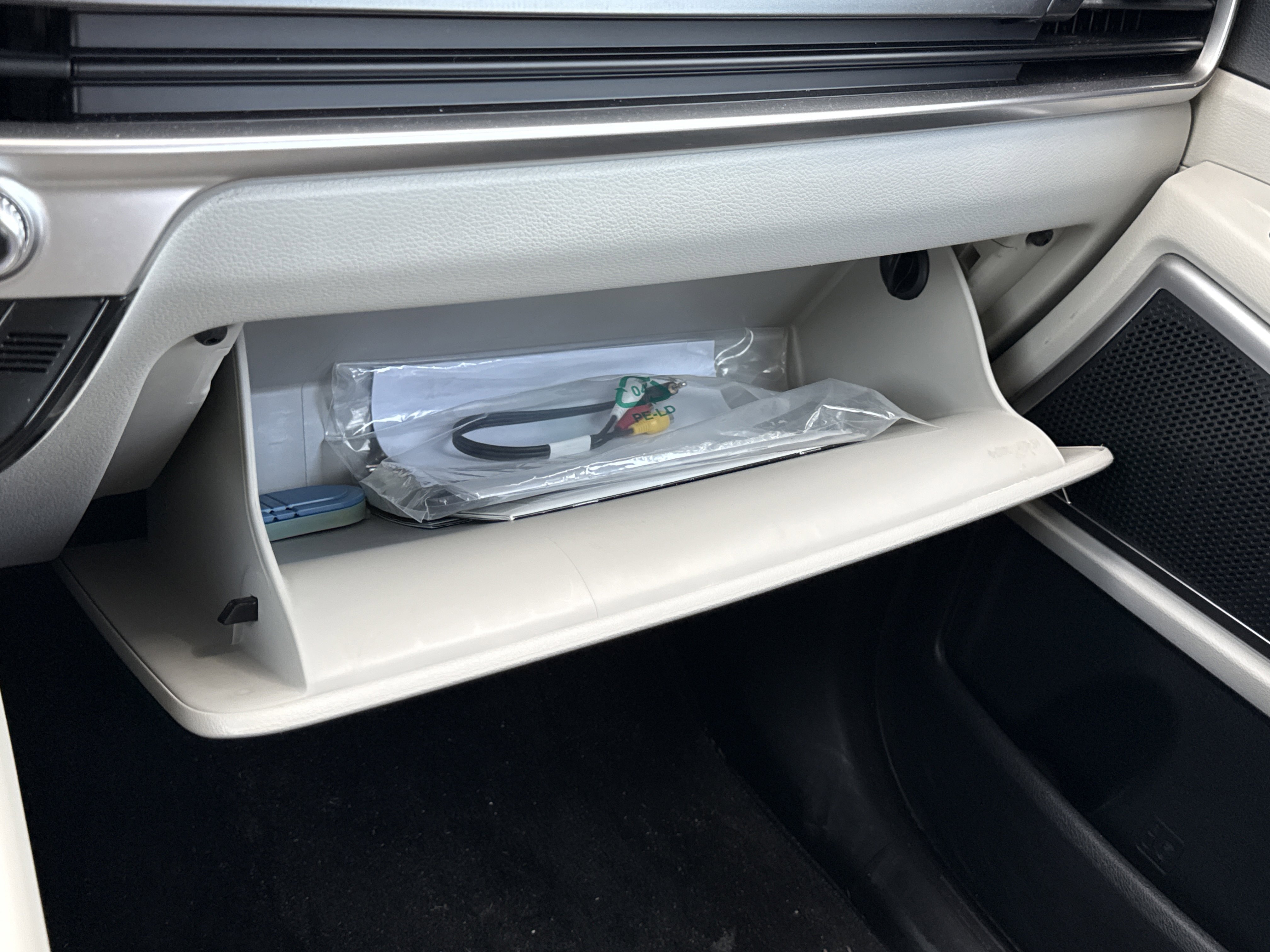 Used 2025 Kia Telluride S image 29