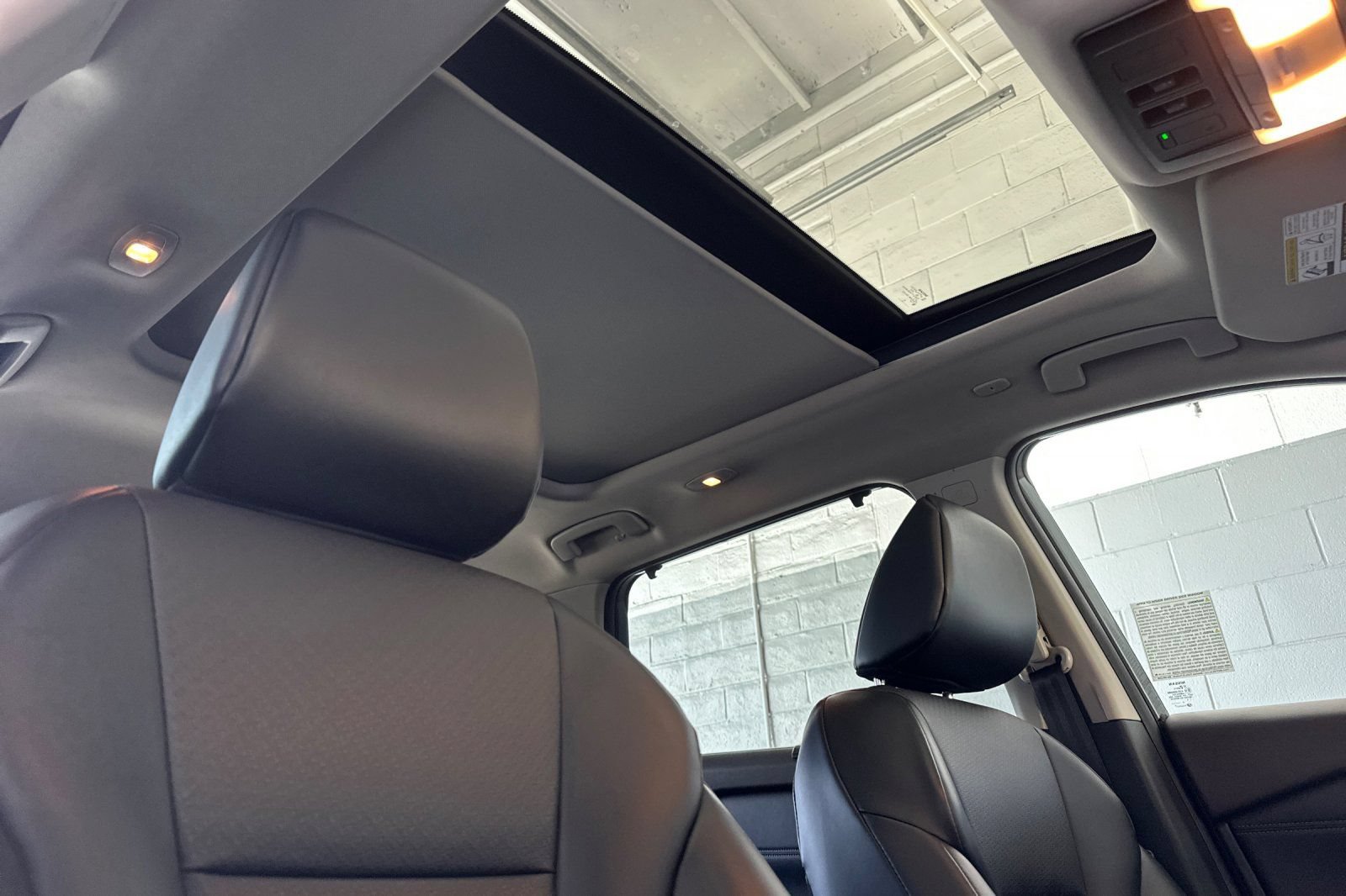 Used 2023 Nissan Rogue SV w/ SV Premium B Package FWD image 20