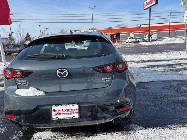Certified 2022 MAZDA MAZDA3 s image 4