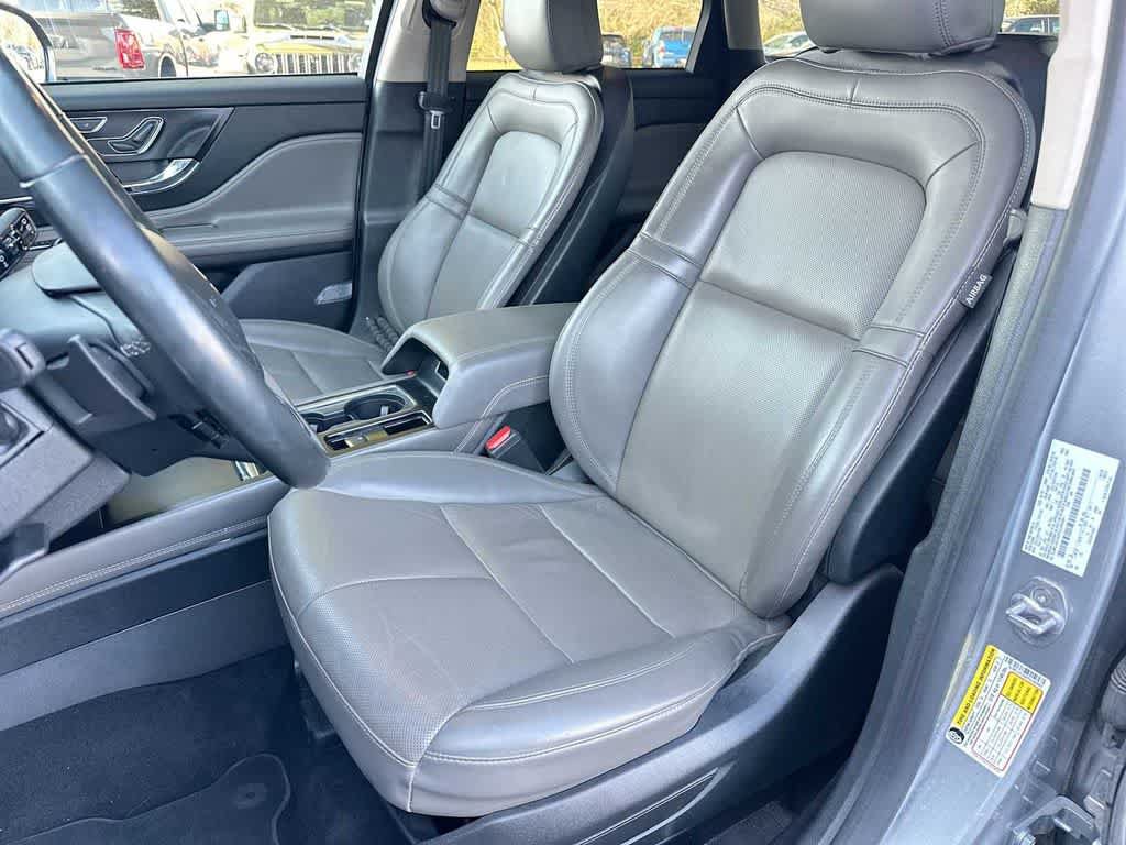 Used 2023 Lincoln Corsair Reserve FWD image 17