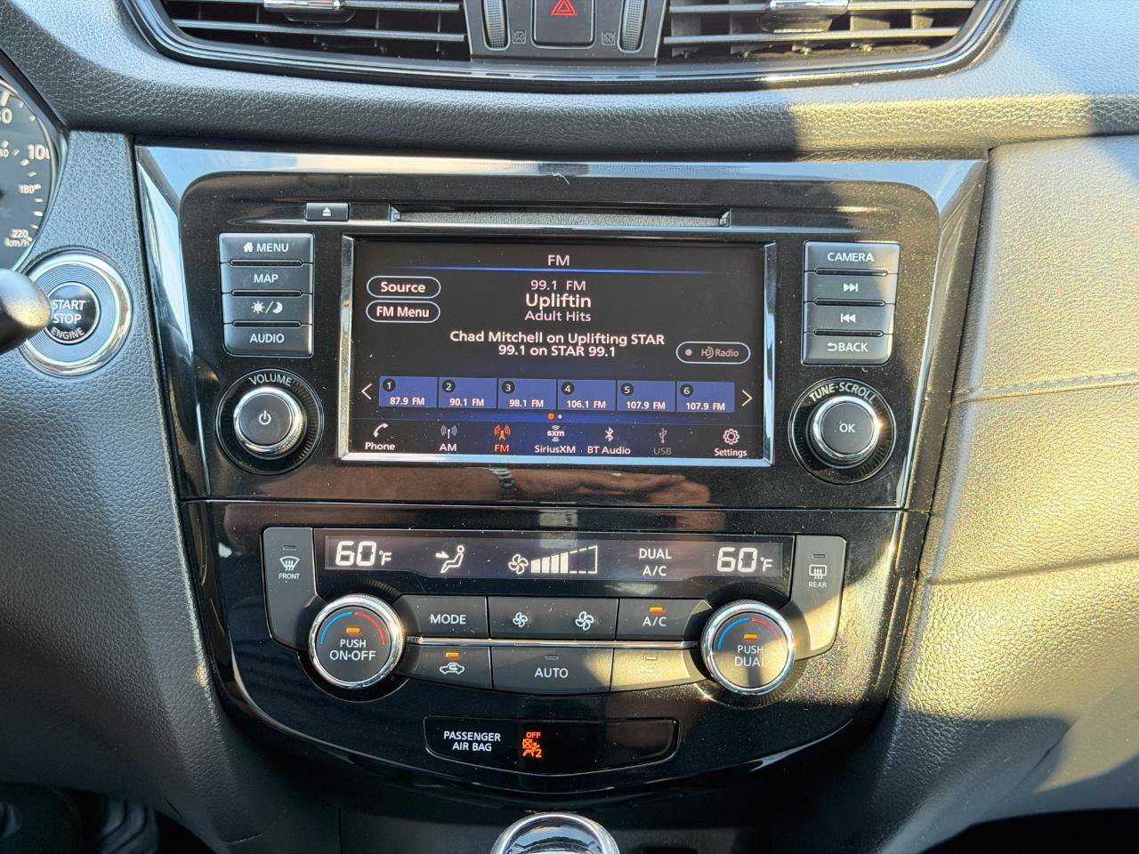 Used 2018 Nissan Rogue SV AWD/4WD image 60