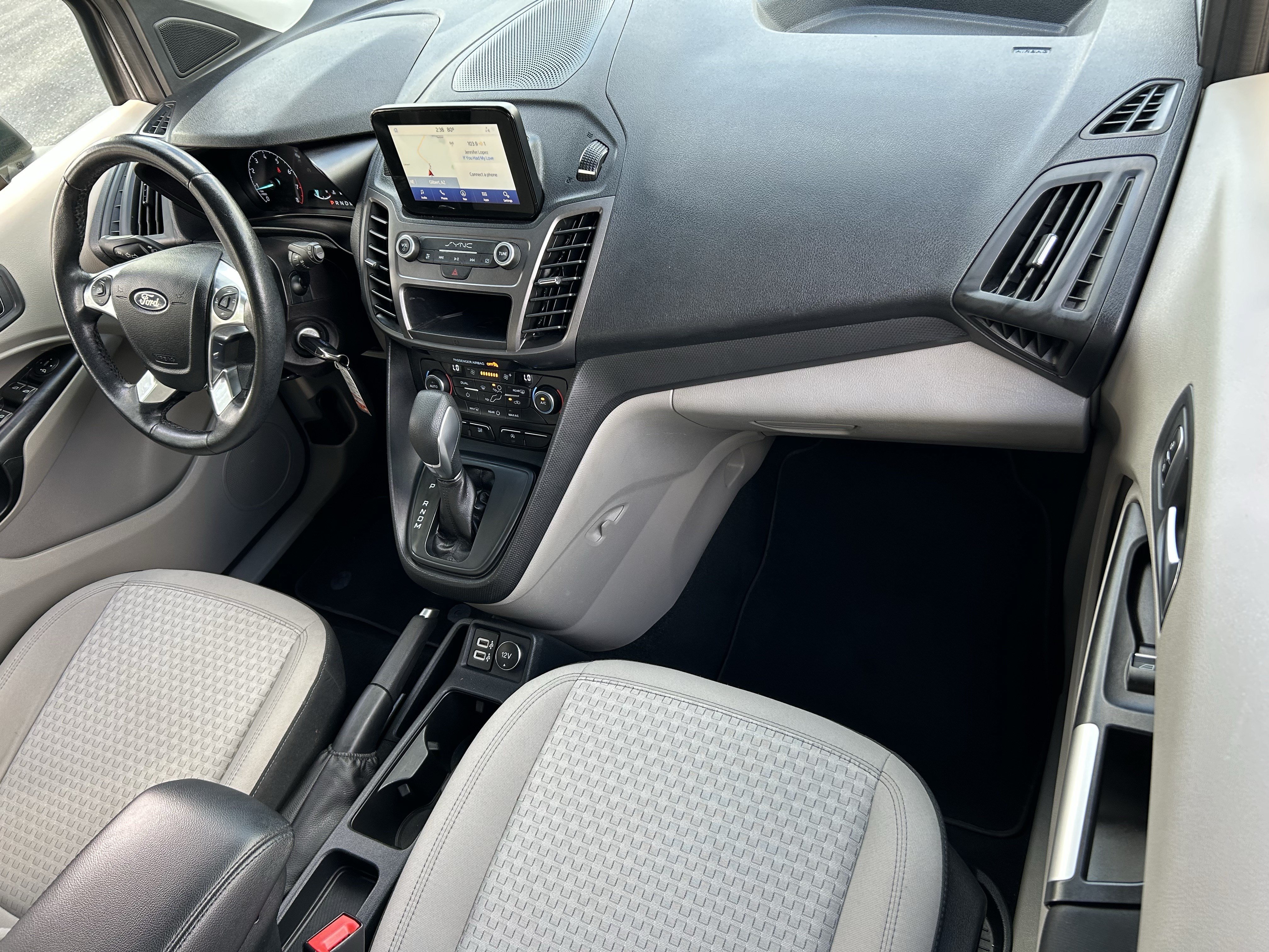 Used 2020 Ford Transit Connect XLT FWD image 10