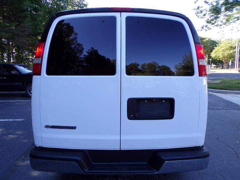 Used 2019 Chevrolet Express 3500 LT w/ LT Preferred Equipment Group RWD image 7