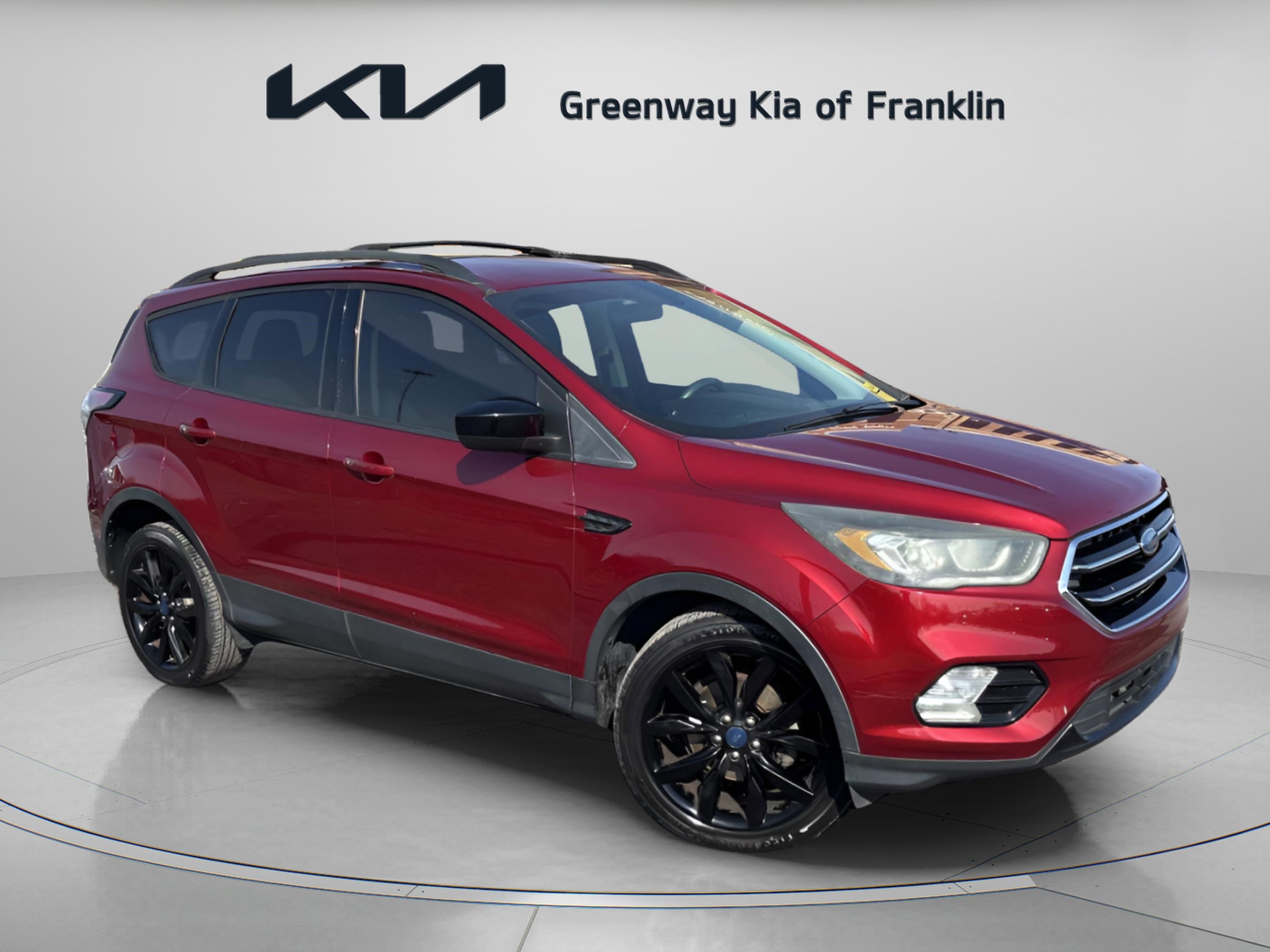 Used 2017 Ford Escape SE w/ Equipment Group 201A