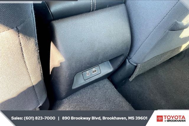 Used 2024 Nissan Altima 2.5 SV image 23