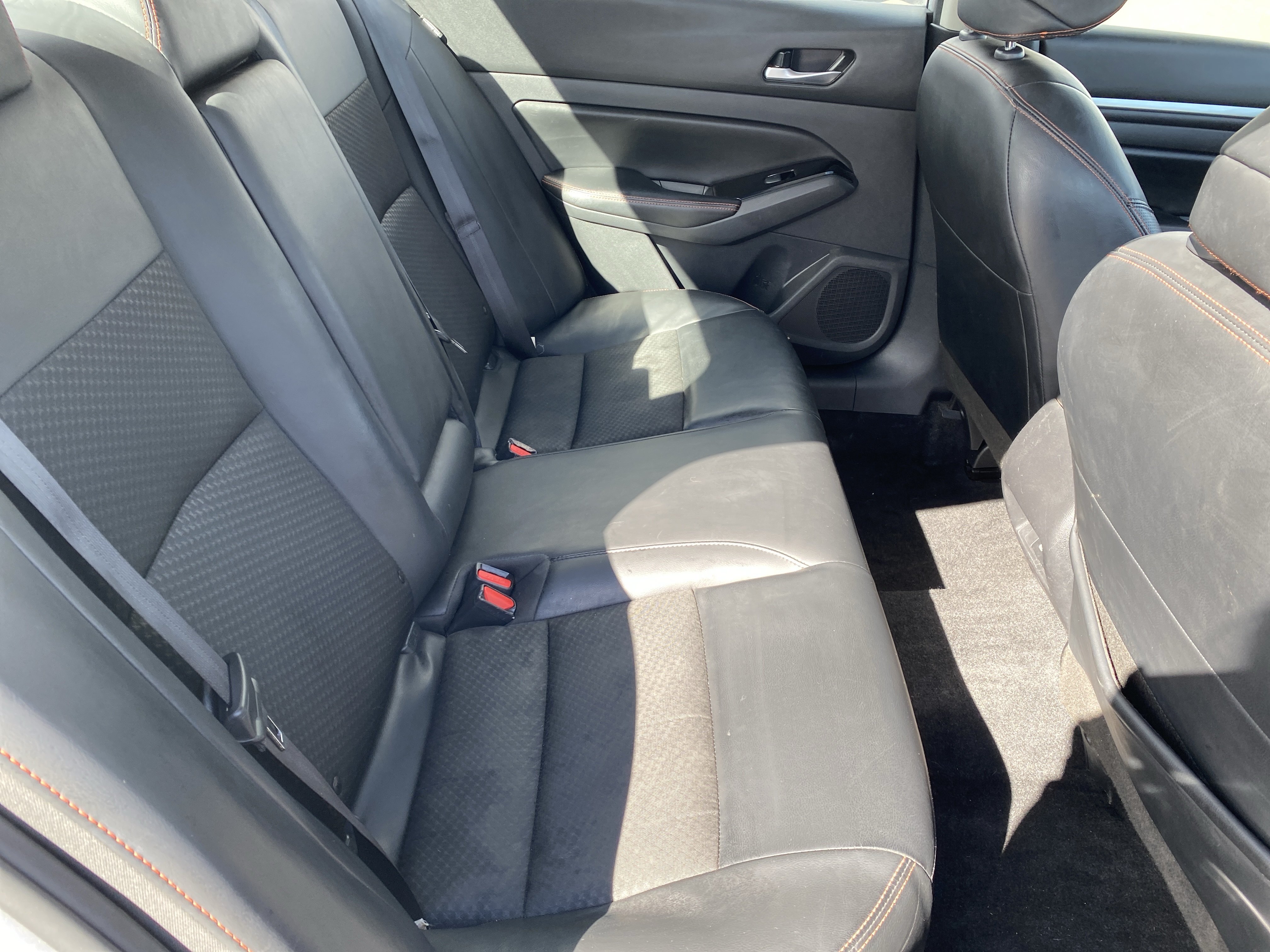 Used 2024 Nissan Altima 2.5 SR FWD image 27