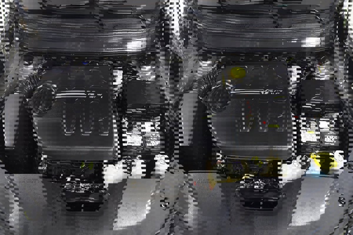 Used 2020 Jeep Cherokee Limited image 48