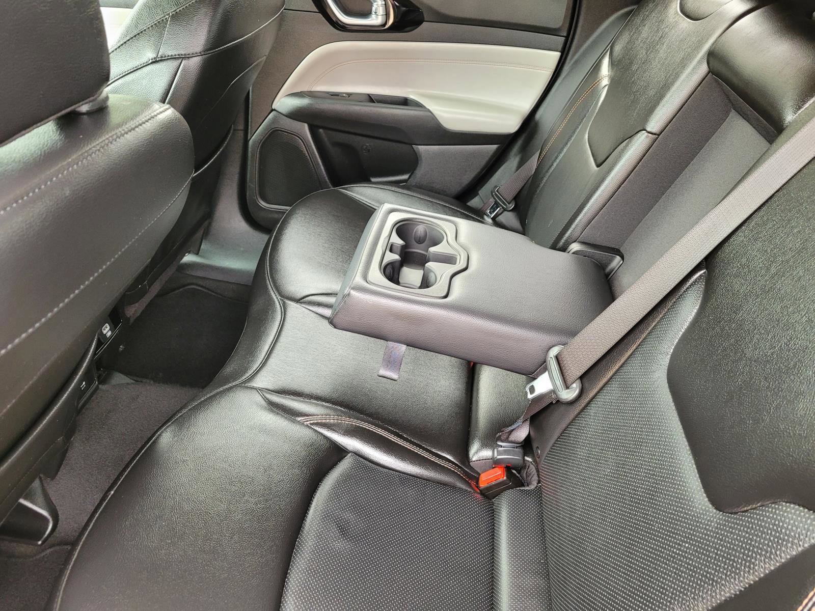 Used 2022 Jeep Compass Limited AWD/4WD image 15