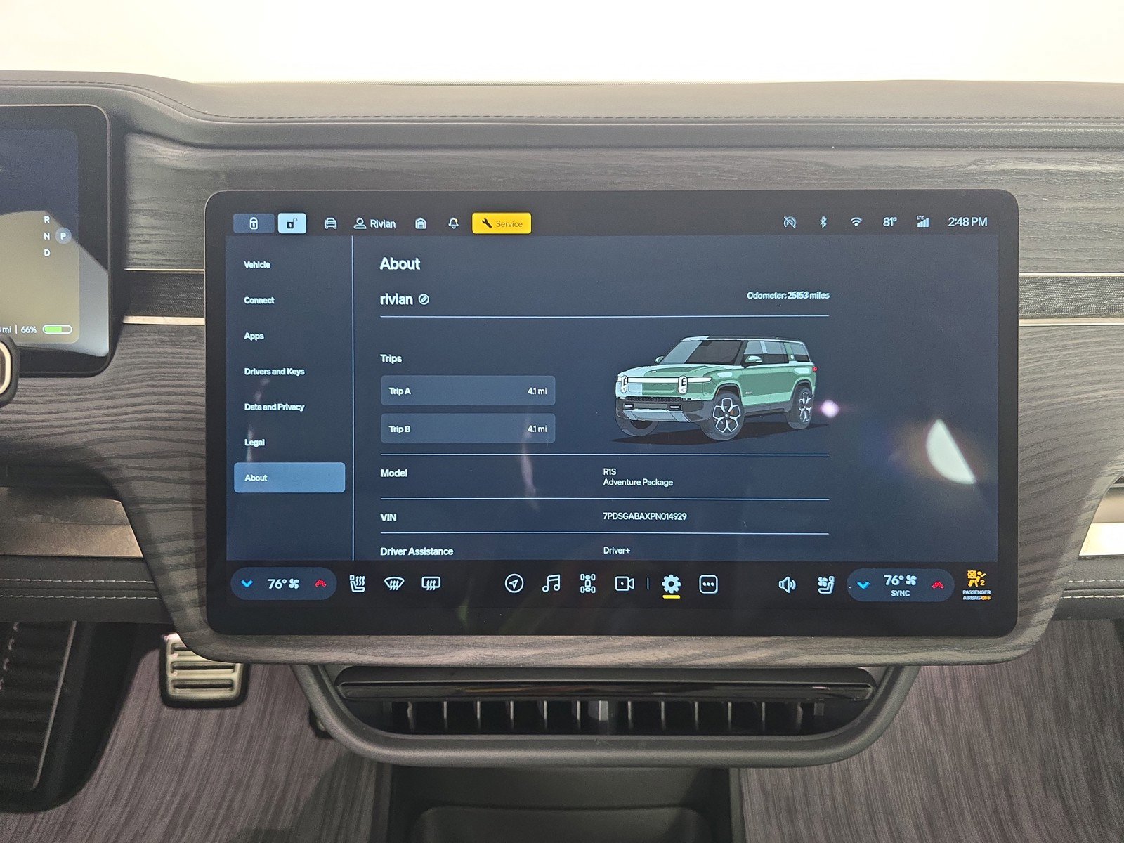 Used 2023 Rivian R1S Adventure AWD/4WD image 27