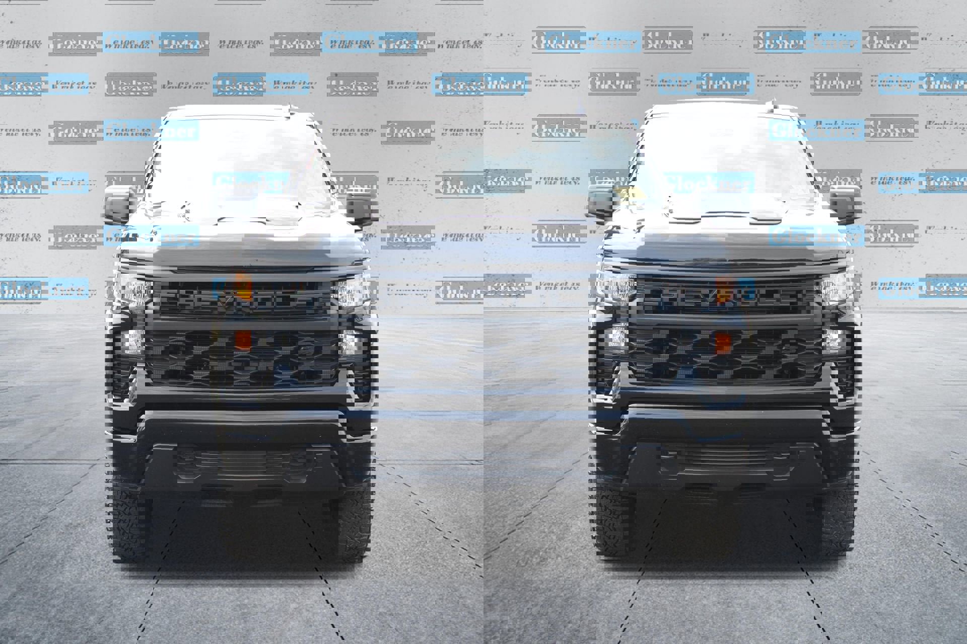 Used 2025 Chevrolet Silverado 1500 Custom Trail Boss w/ Dark Appearance Package image 2