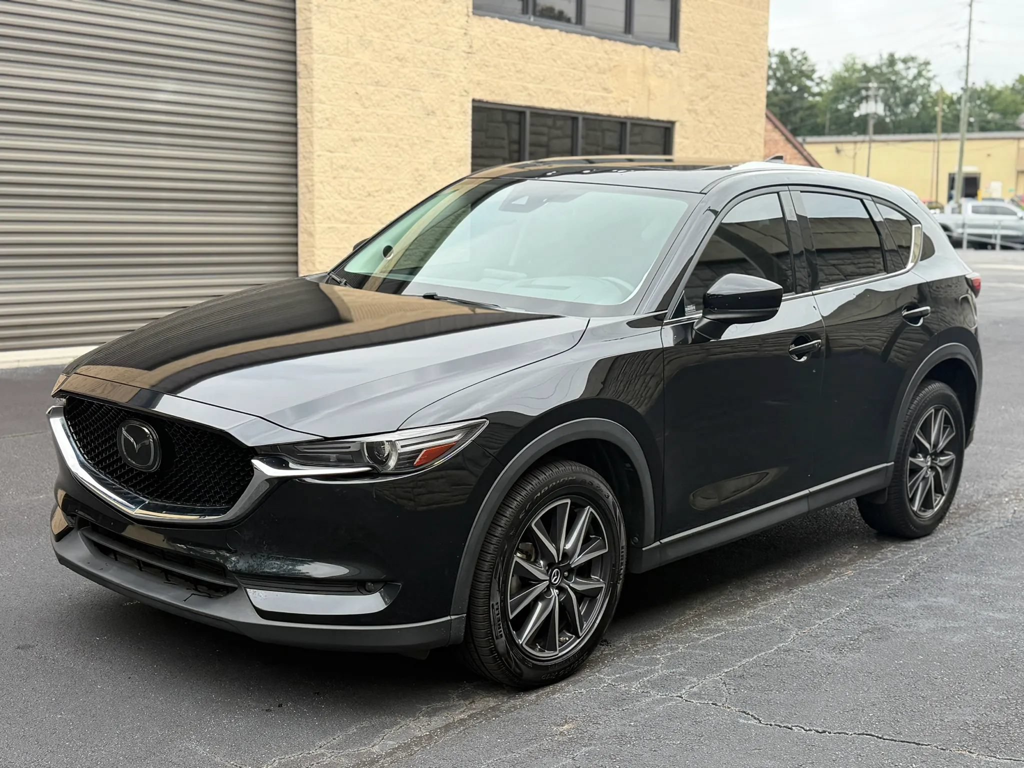 Used 2018 MAZDA CX-5 Grand Touring w/ Premium Package FWD image 2