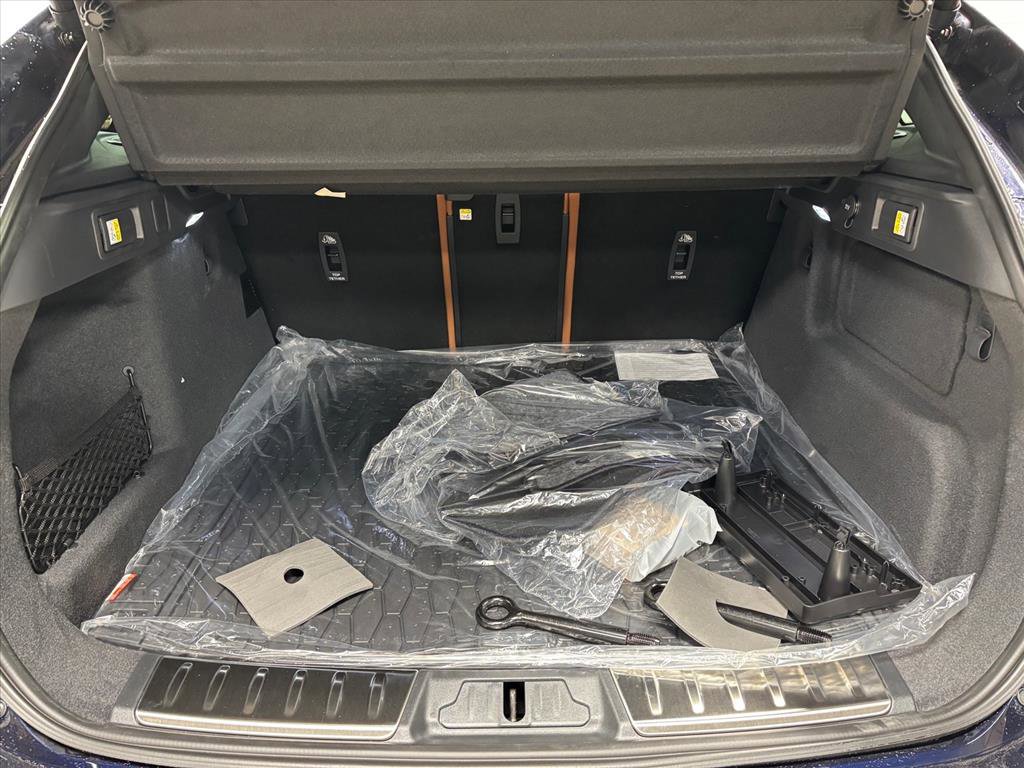 New 2026 Jaguar F-PACE R-Dynamic S image 42