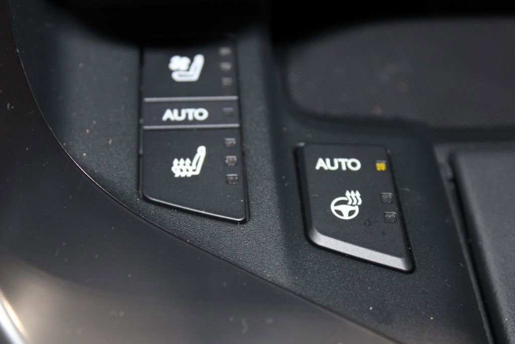 Used 2025 Lexus LX 700h Luxury image 62