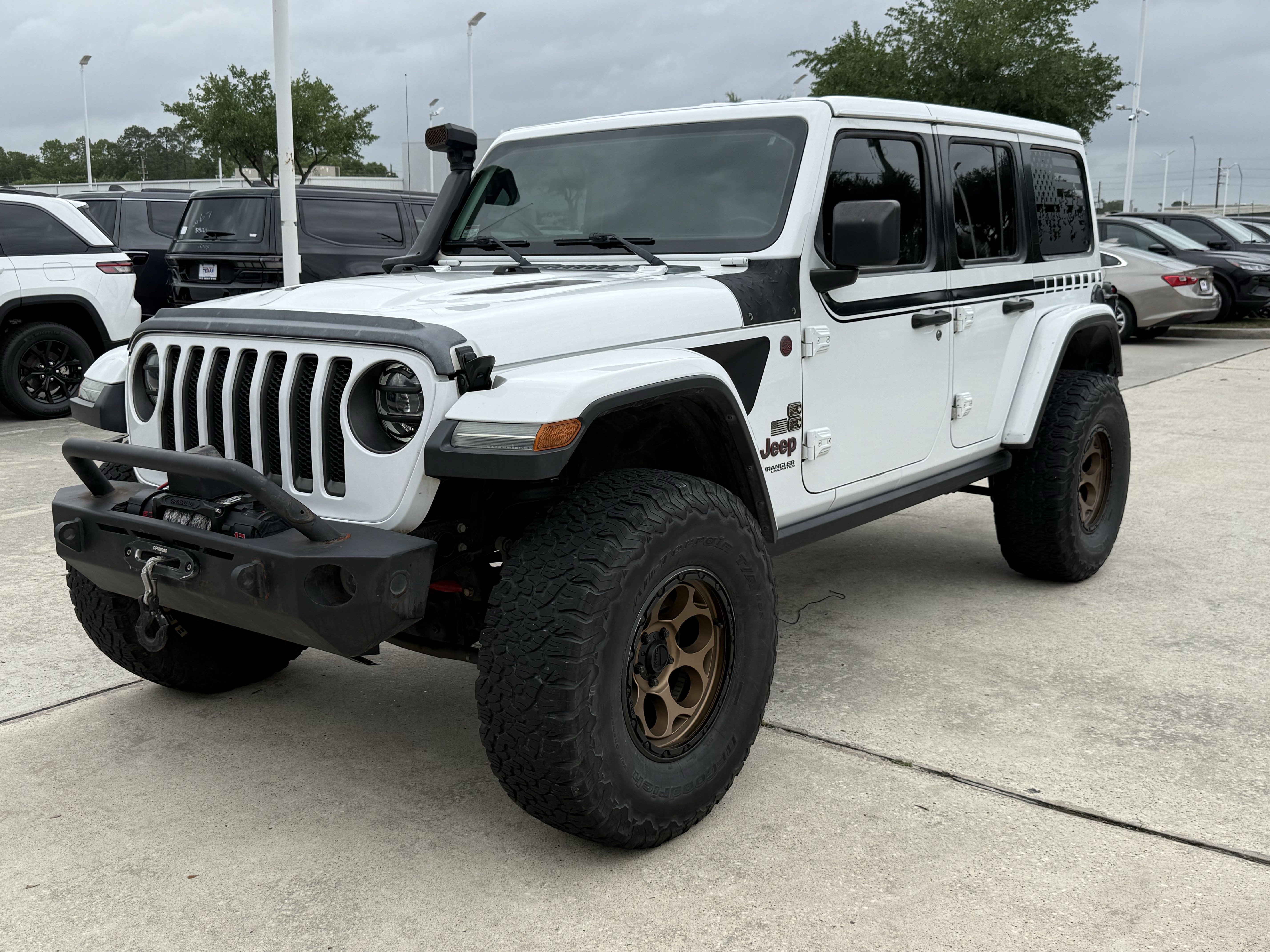 Used 2018 Jeep Wrangler Unlimited Rubicon AWD/4WD image 14
