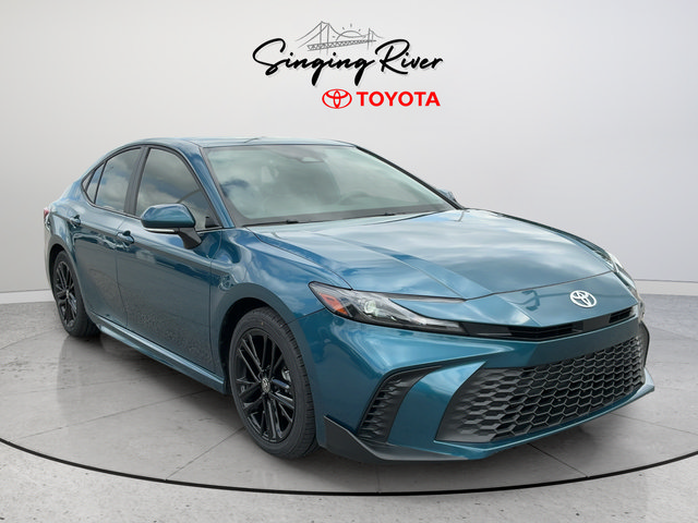 Used 2025 Toyota Camry SE w/ Multimedia Upgrade Package