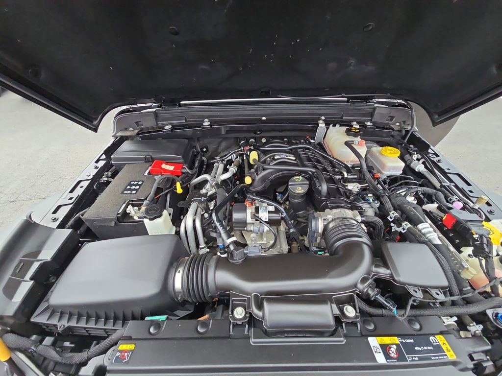 Used 2023 Jeep Wrangler Sport S AWD/4WD image 30