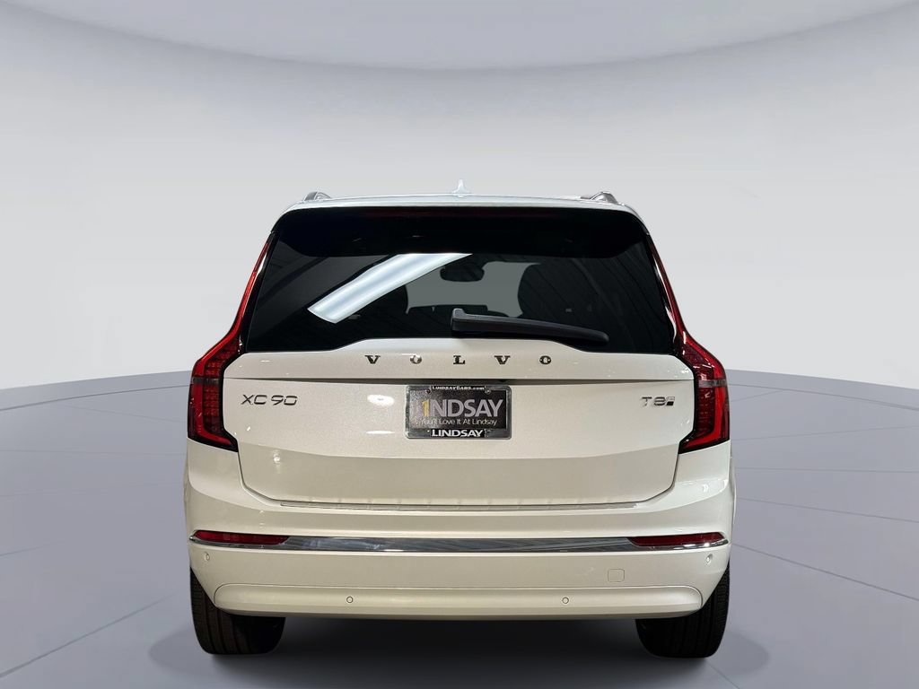 Certified 2025 Volvo XC90 T8 Plus w/ Protection Package Premier AWD/4WD image 11