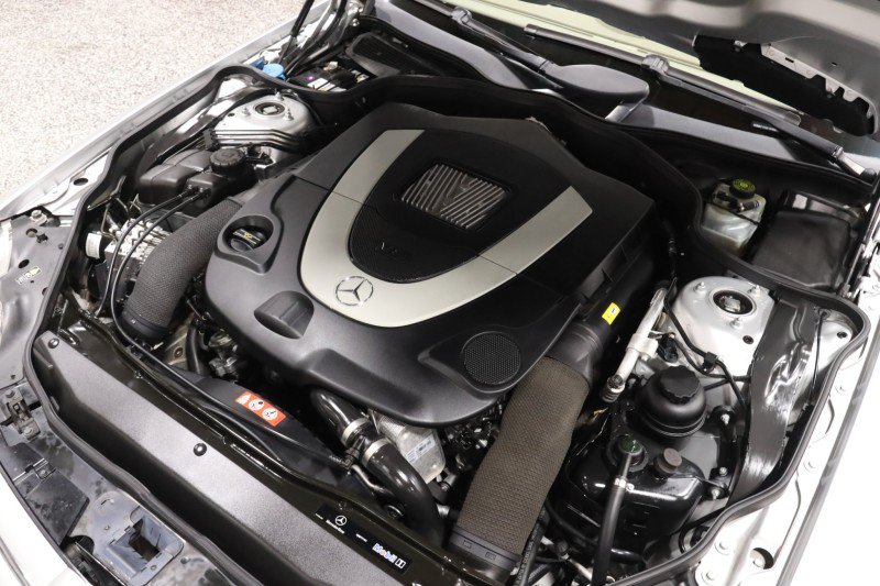 Used 2008 Mercedes-Benz SL 550 image 17