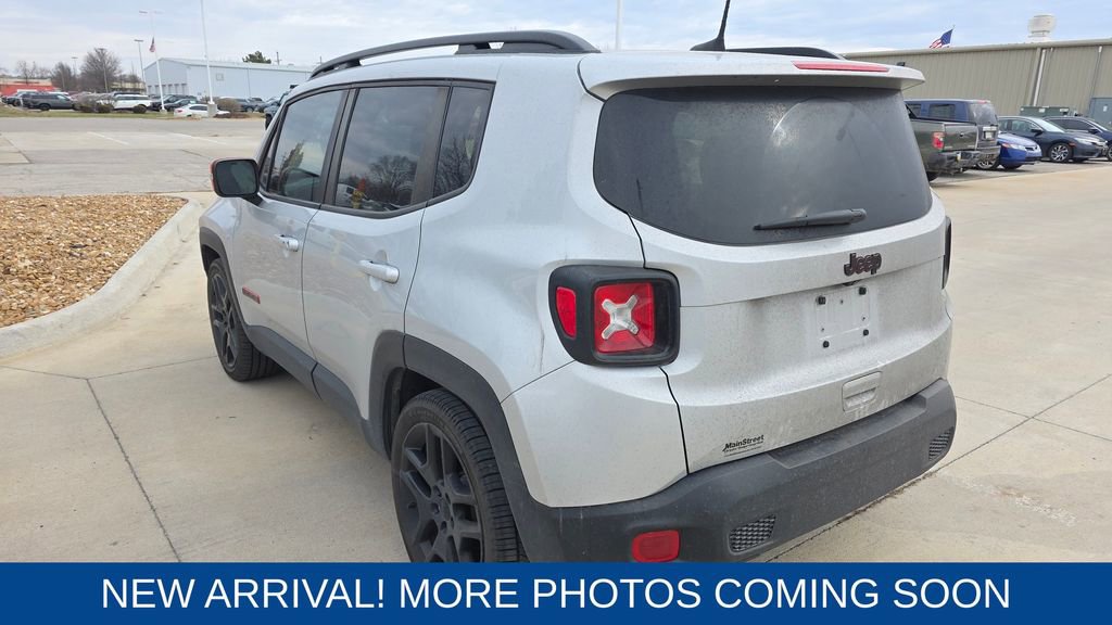 Used 2020 Jeep Renegade Latitude image 3