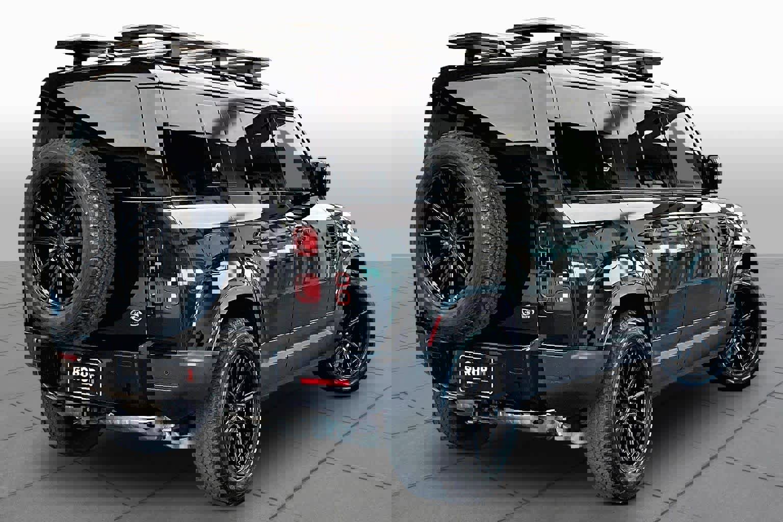 Used 2022 Land Rover Defender 110 S AWD/4WD image 13