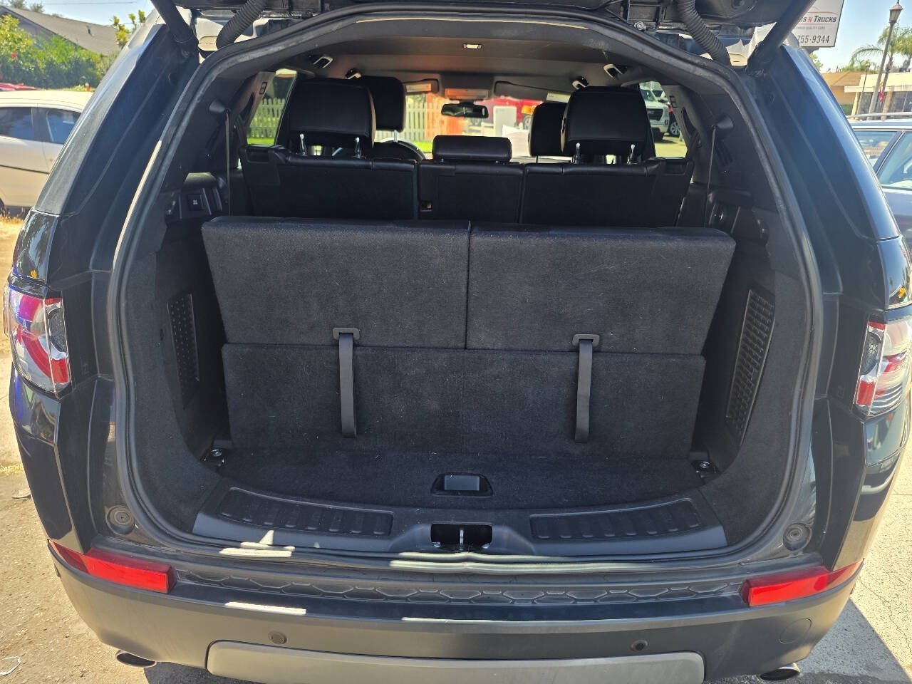 Used 2019 Land Rover Discovery Sport SE AWD/4WD image 14