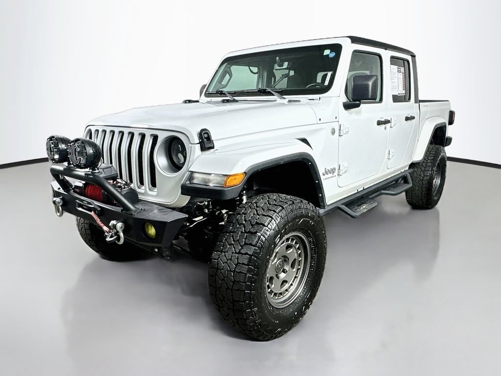 Used 2023 Jeep Gladiator Overland AWD/4WD image 3
