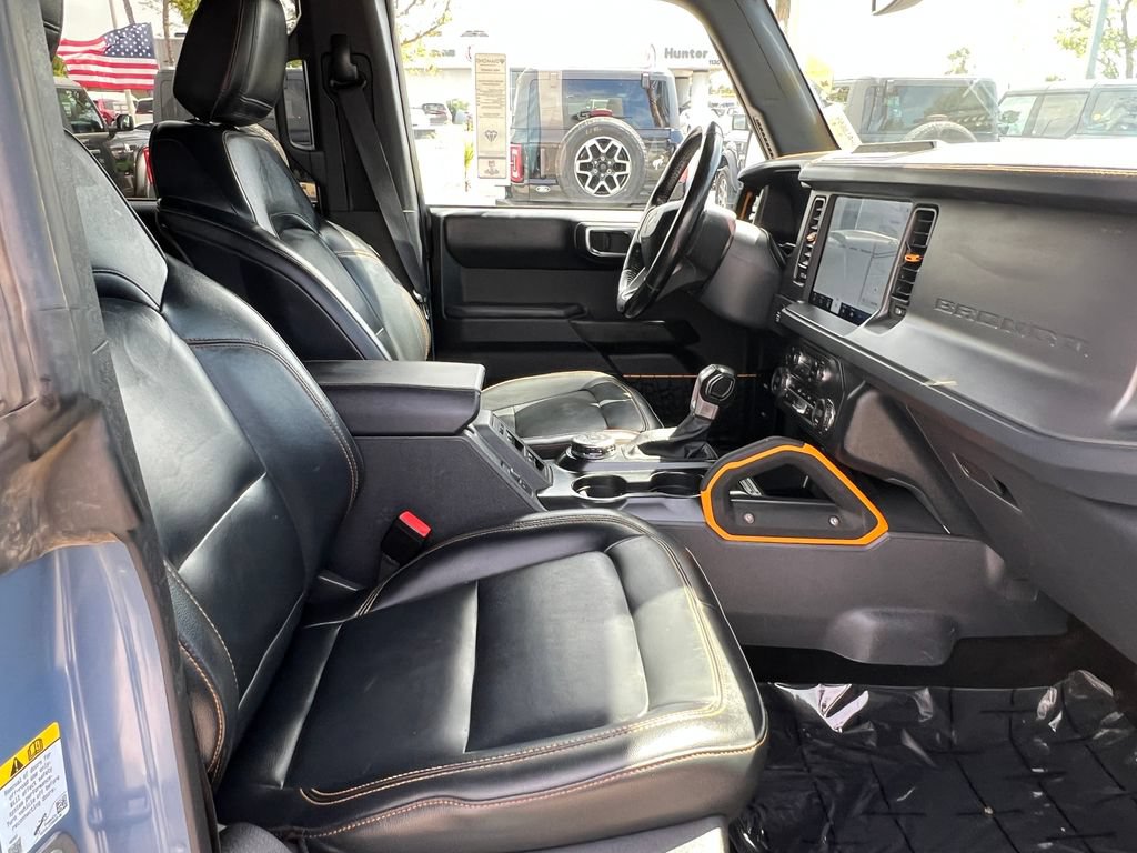 Used 2024 Ford Bronco Badlands AWD/4WD image 16