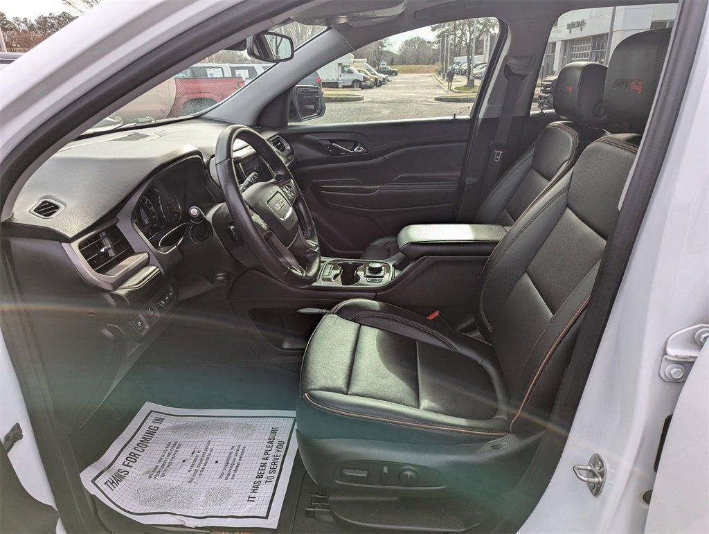 Used 2022 GMC Acadia AT4 w/ Technology Package image 13