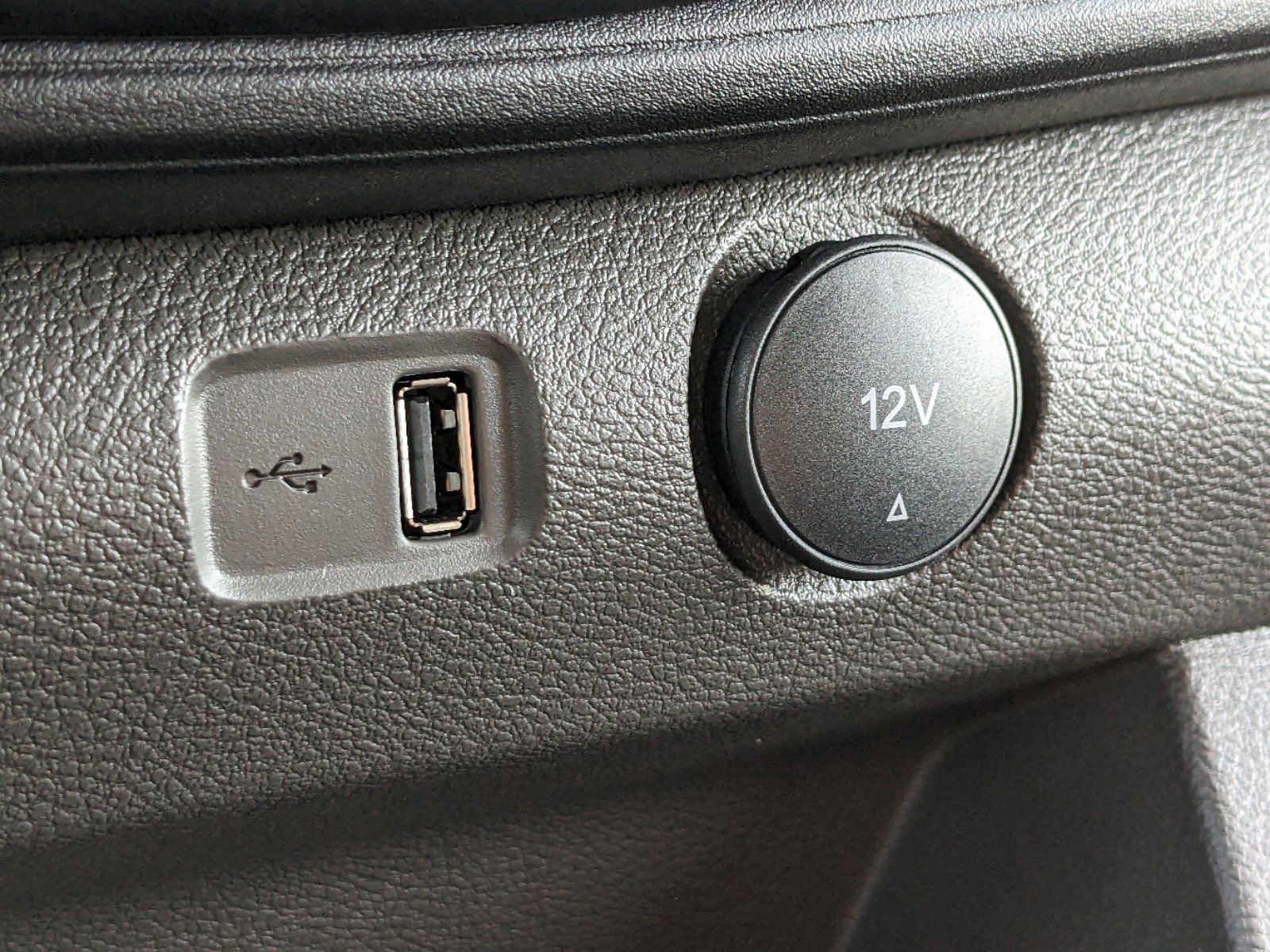 New 2024 Ford Transit 350 148 High Roof DRW AWD w/ Exterior Upgrade Package image 20