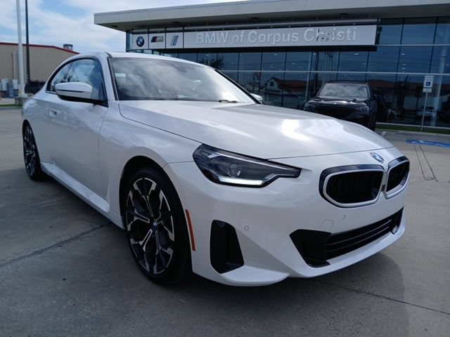 New 2026 BMW 230i Coupe RWD image 1