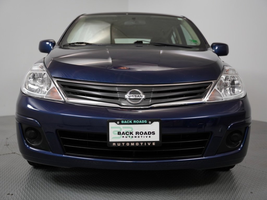 Used 2012 Nissan Versa 1.8 S image 2