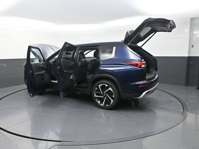 Used 2024 Mitsubishi Outlander FWD image 33