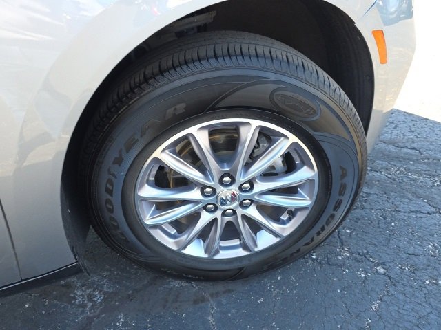 Used 2024 Buick Enclave Premium image 67