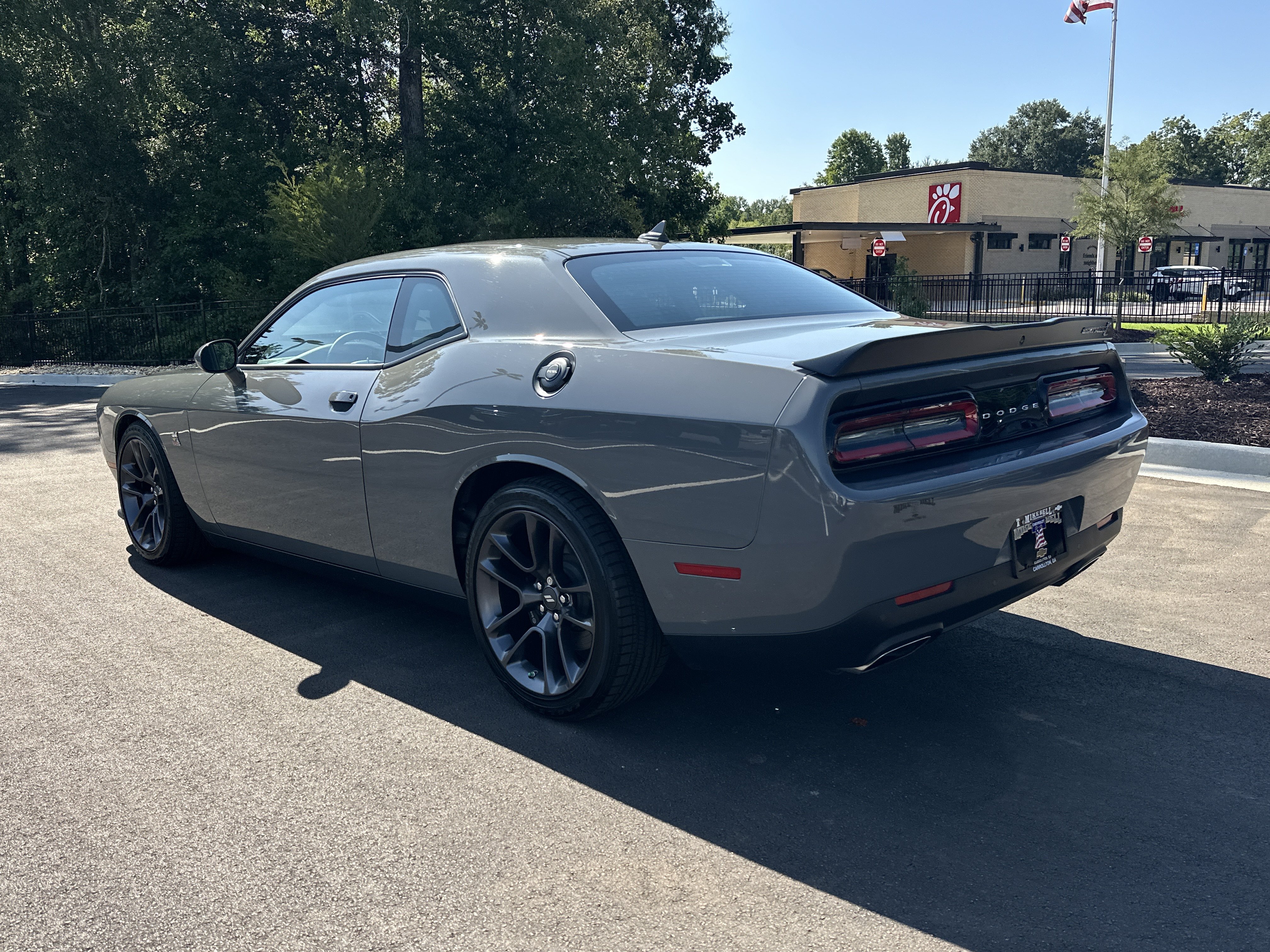 Used 2023 Dodge Challenger R/T Scat Pack RWD image 5