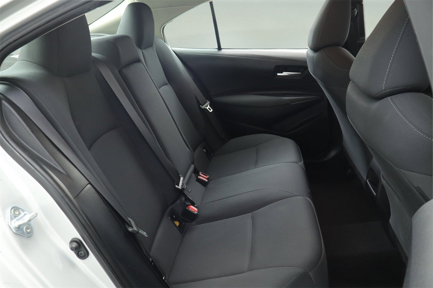 Used 2021 Toyota Corolla LE image 21