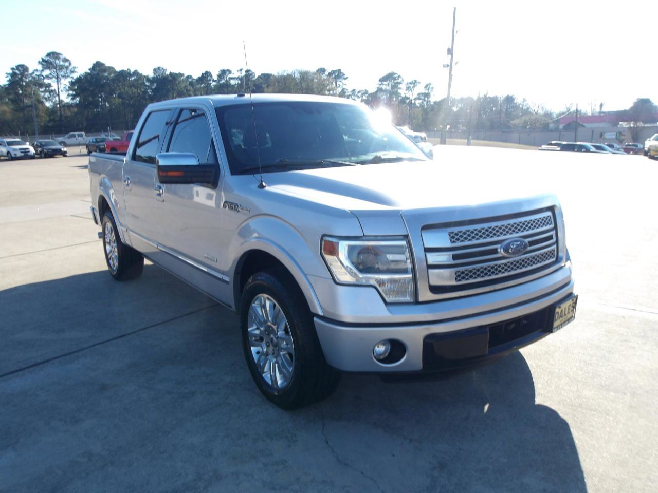 Used 2014 Ford F150 Platinum image 4