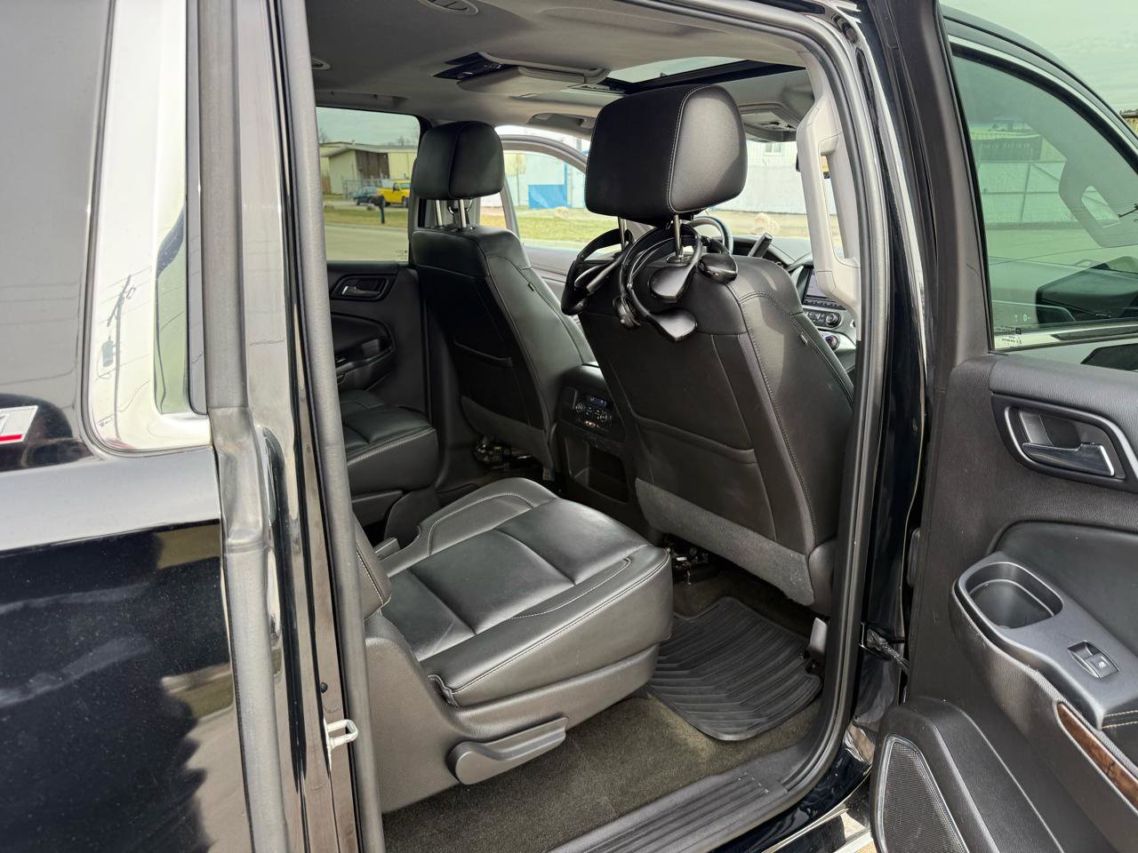 Used 2016 Chevrolet Suburban LT AWD/4WD image 31