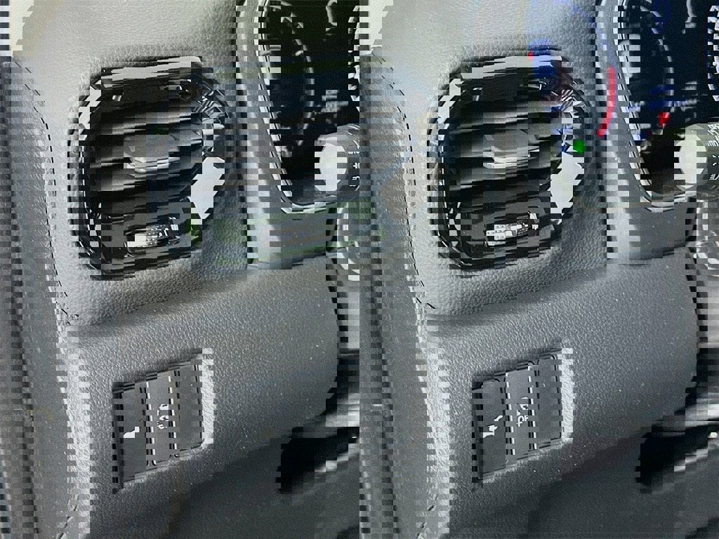 New 2025 Honda Pilot Touring image 14