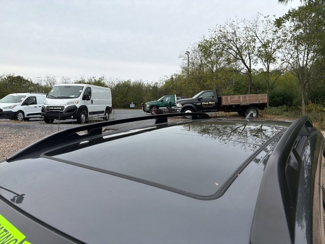 Used 2022 Subaru Ascent Touring image 10