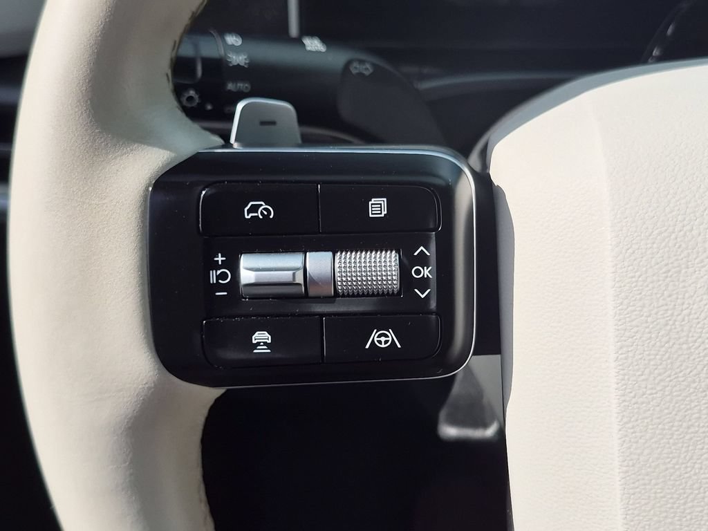Used 2025 Hyundai Santa Fe SEL AWD/4WD image 21