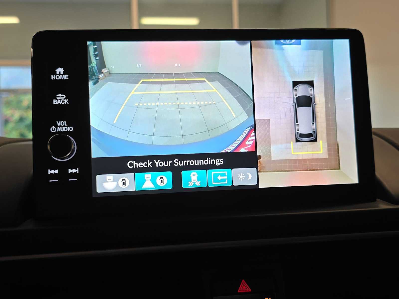 Used 2025 Honda Pilot Black Edition image 13