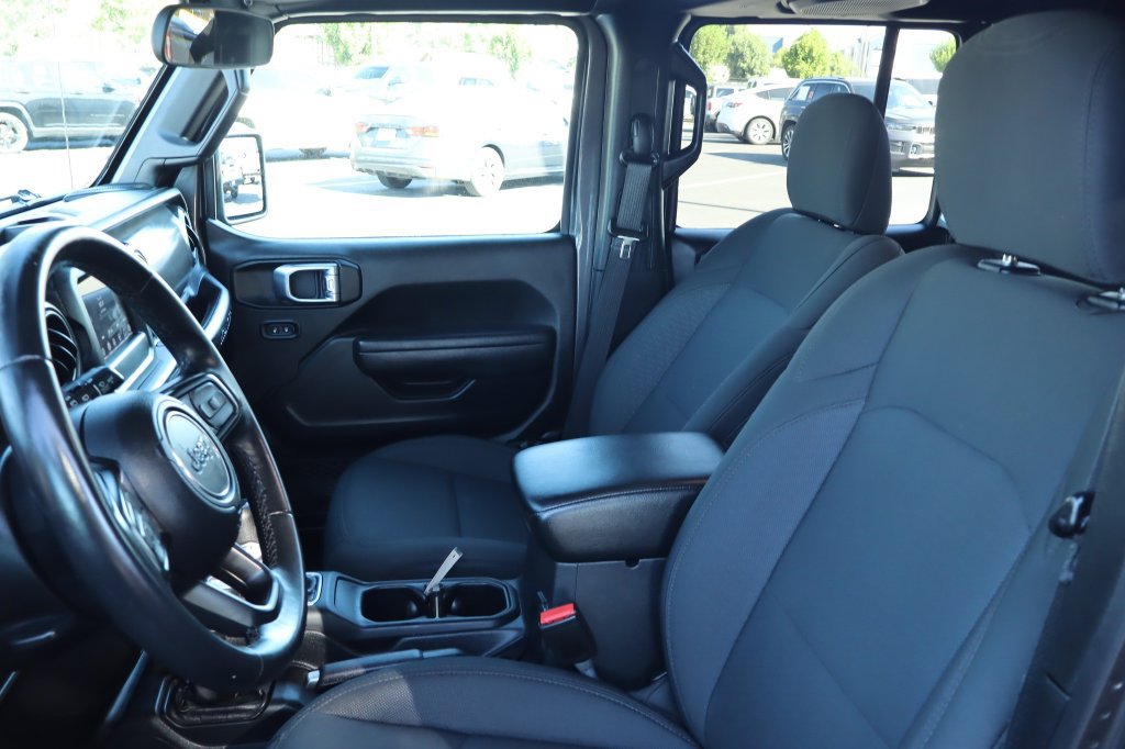 Used 2021 Jeep Wrangler Unlimited Sport AWD/4WD image 19