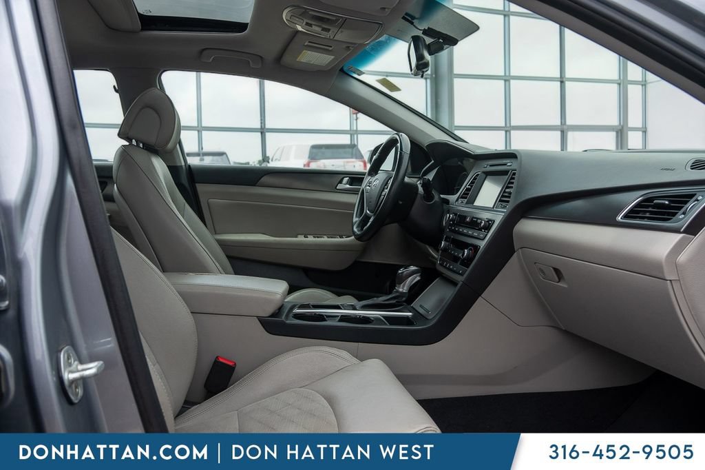 Used 2017 Hyundai Sonata Sport w/ Value Edition Package 02 FWD image 23