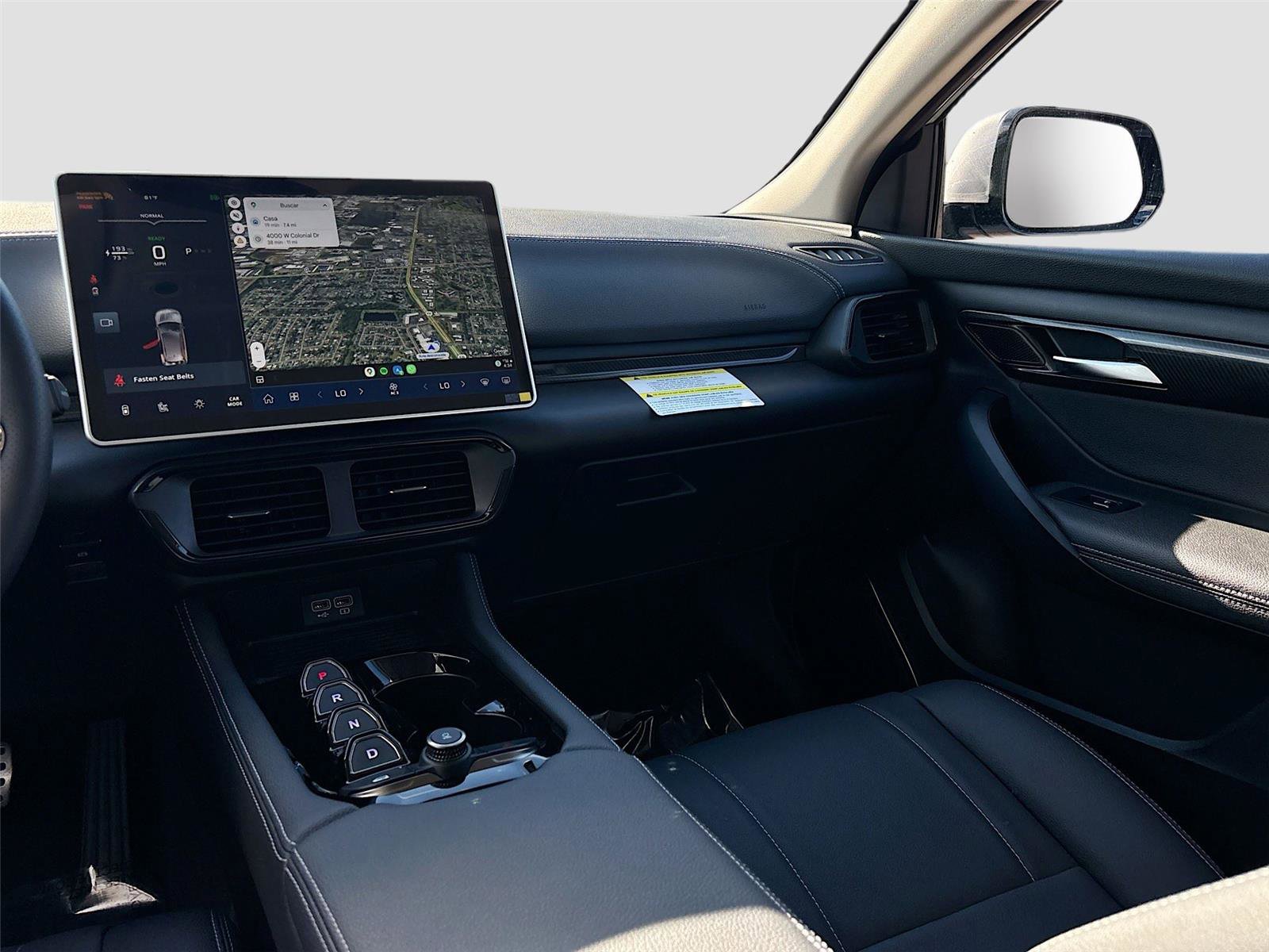 New 2025 VinFast VF 8 Eco image 22