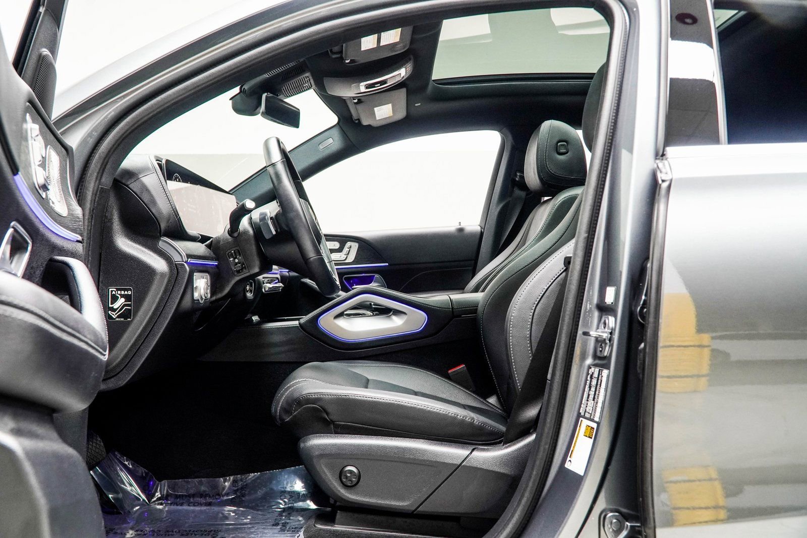 Used 2025 Mercedes-Benz GLE 450 4MATIC Coupe w/ Driver Assistance Package image 38