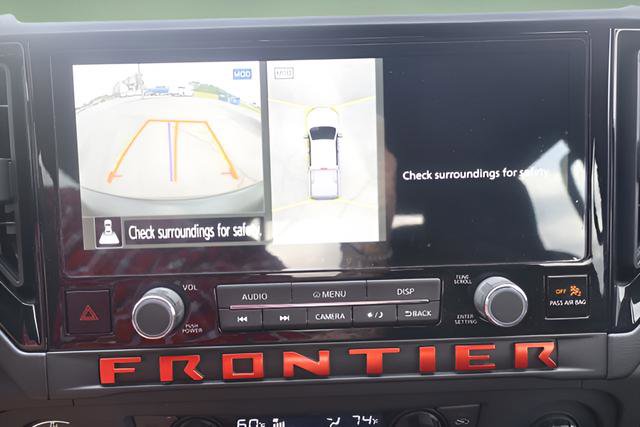 Used 2025 Nissan Frontier PRO-4X w/ Pro Convenience Package AWD/4WD image 19